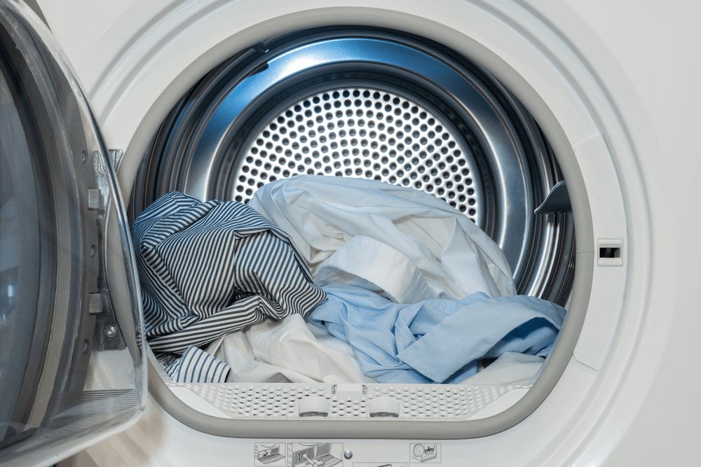 Avoid filling the washer with too many clothes (1)